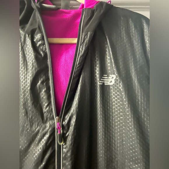 New Balance Lightweight Jacket Size 2X - Picture 2 of 5